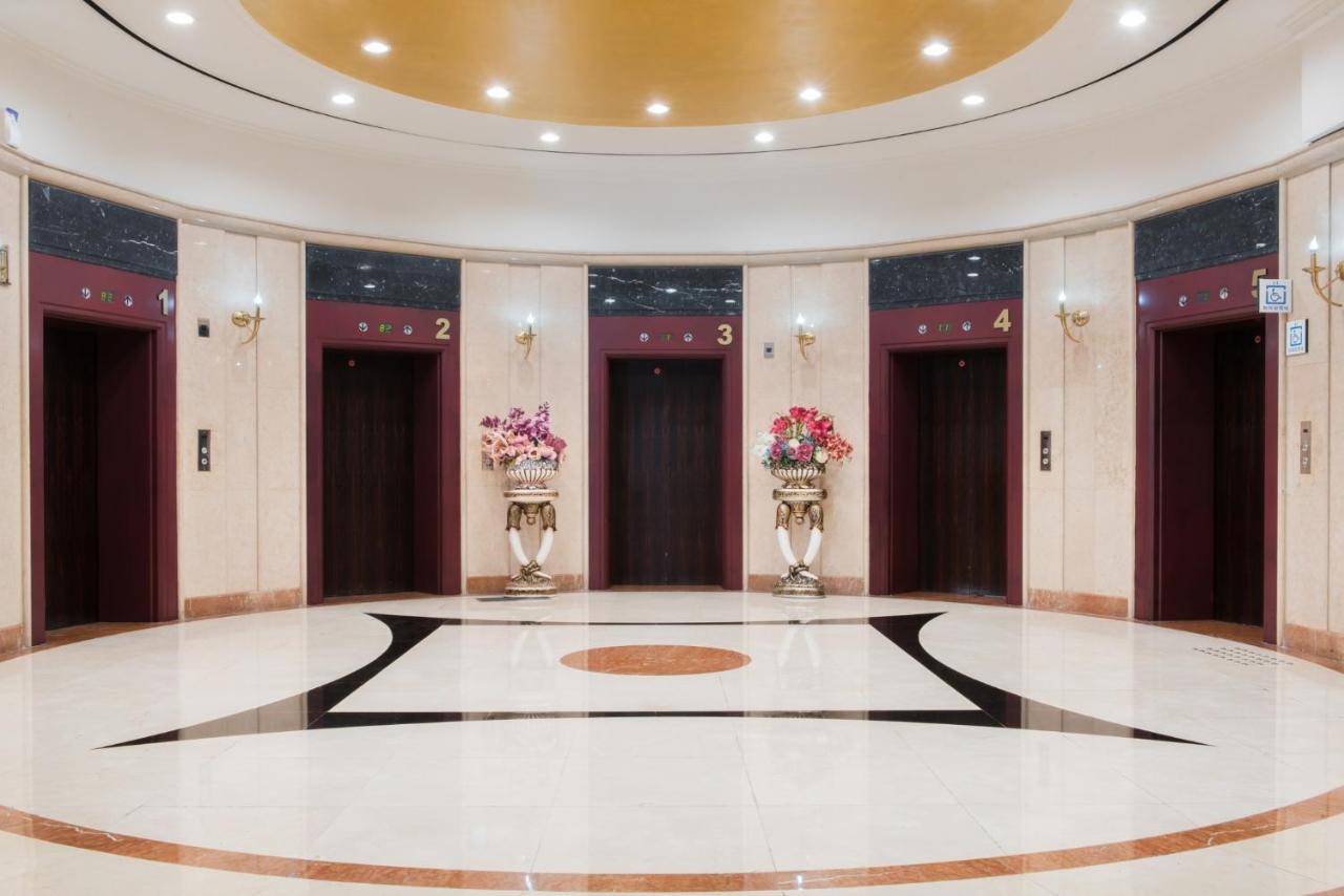 高雄鴻騰酒店 HOMETEL Hotel Kaohsiung Exterior foto
