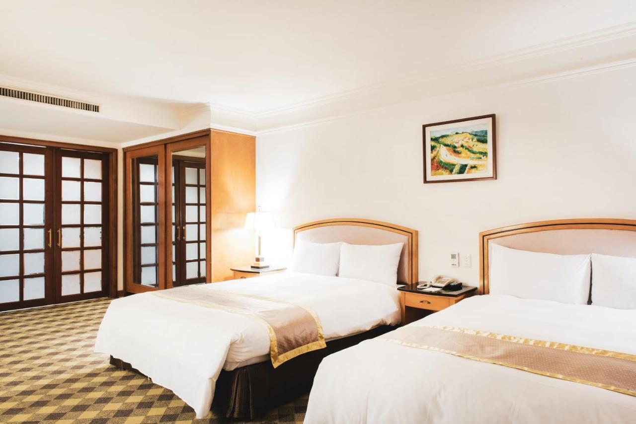 高雄鴻騰酒店 HOMETEL Hotel Kaohsiung Exterior foto