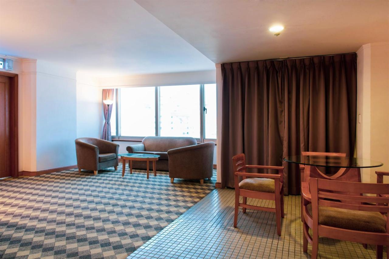 高雄鴻騰酒店 HOMETEL Hotel Kaohsiung Exterior foto