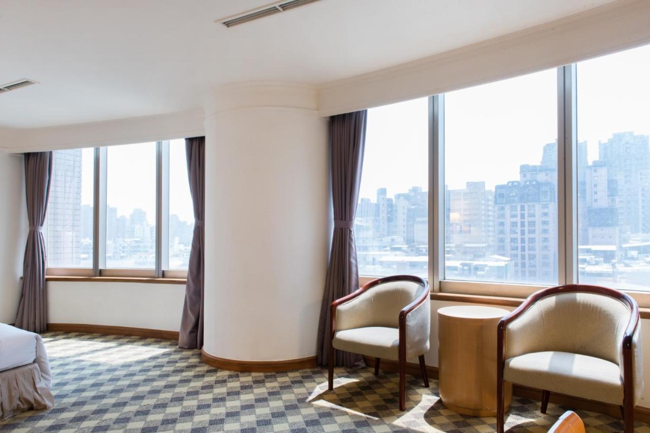 高雄鴻騰酒店 HOMETEL Hotel Kaohsiung Exterior foto